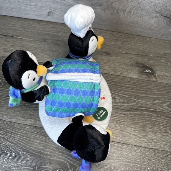 Hallmark GINGERBREAD TREAT Baking Buddies Playful Penguins MUSICAL - Picture 8 of 11